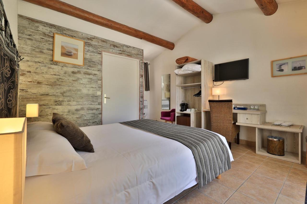 Logis Hotel & Spa Dejeunez Sous L'Arbre Rousset  Bagian luar foto