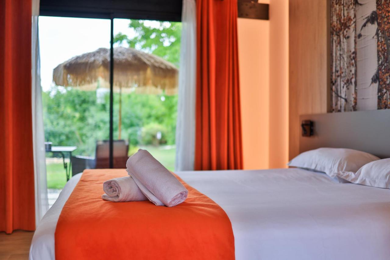 Logis Hotel & Spa Dejeunez Sous L'Arbre Rousset  Bagian luar foto
