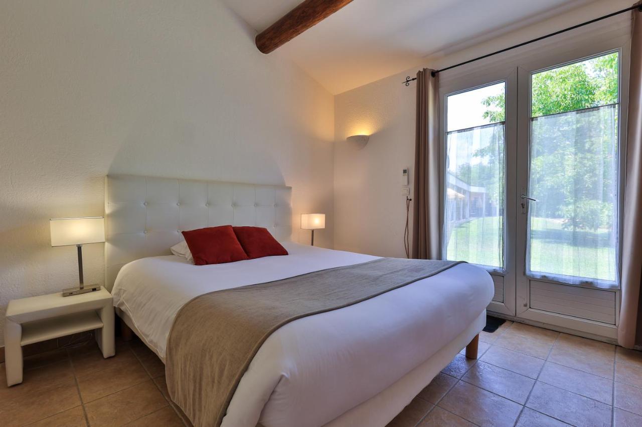 Logis Hotel & Spa Dejeunez Sous L'Arbre Rousset  Bagian luar foto
