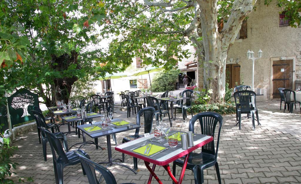 Logis Hotel & Spa Dejeunez Sous L'Arbre Rousset  Bagian luar foto