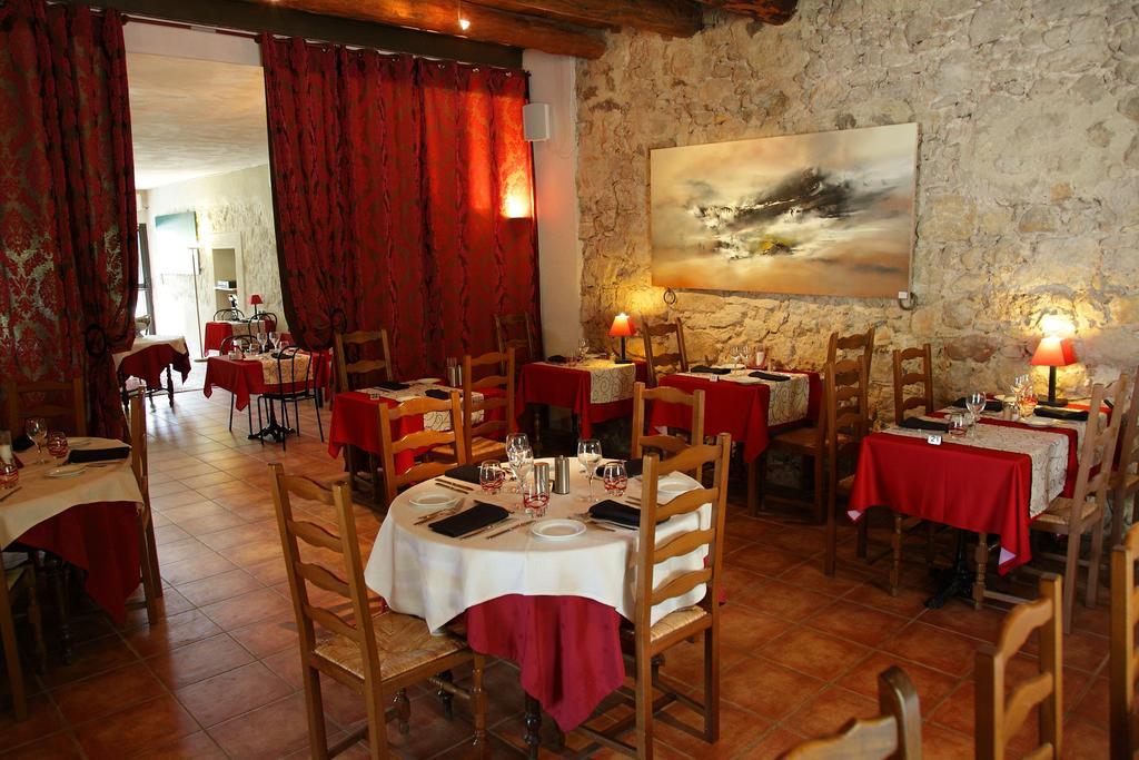 Logis Hotel & Spa Dejeunez Sous L'Arbre Rousset  Bagian luar foto